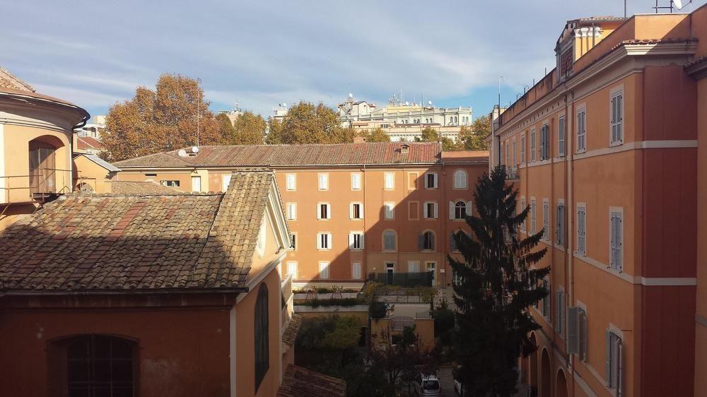 Hotel Saturnia Рим Екстериор снимка
